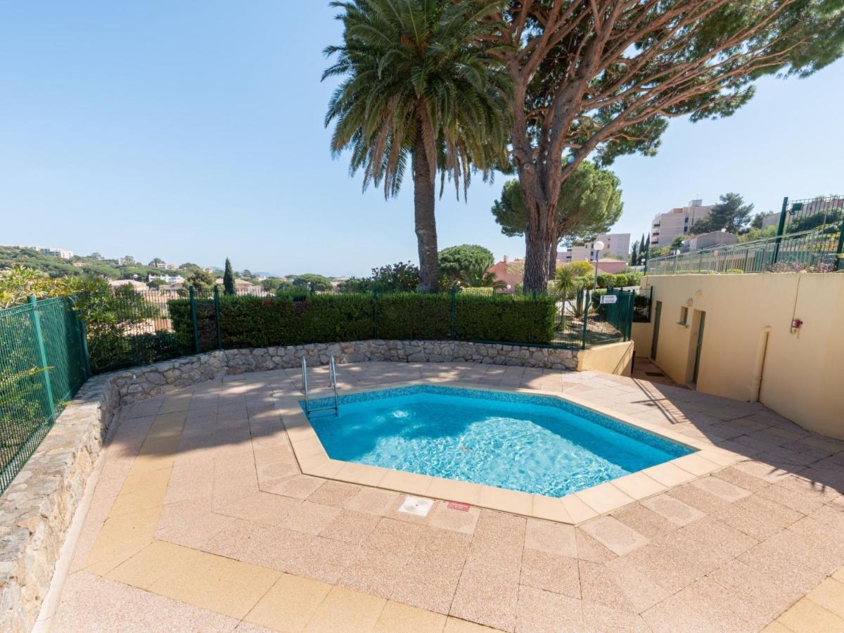 Apartment Les Jardins D'Amaryllis-7 By Interhome Cavalaire-sur-Mer Luaran gambar